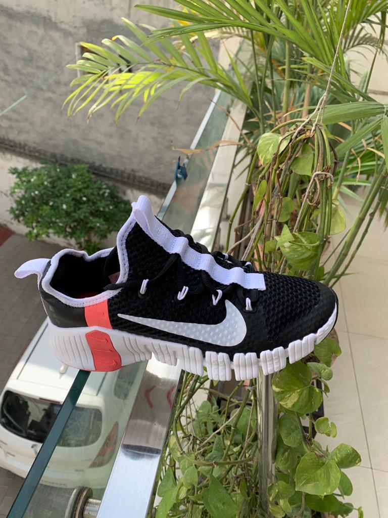 Branded Free Metcon Sneaker High Quality
