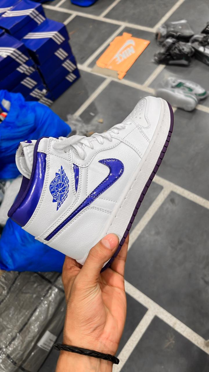On Best Price Court Purple Leather Sneakers