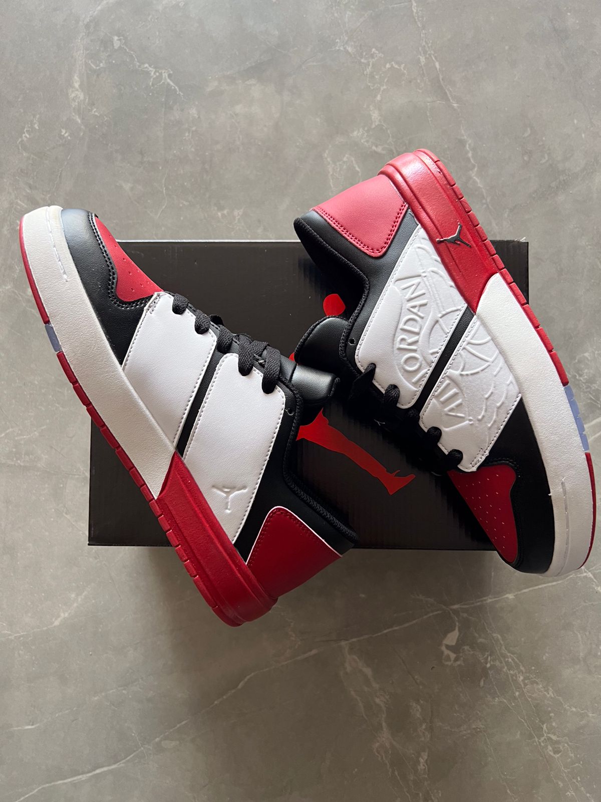 Retro One Low Sneakers Latest 3 Colors