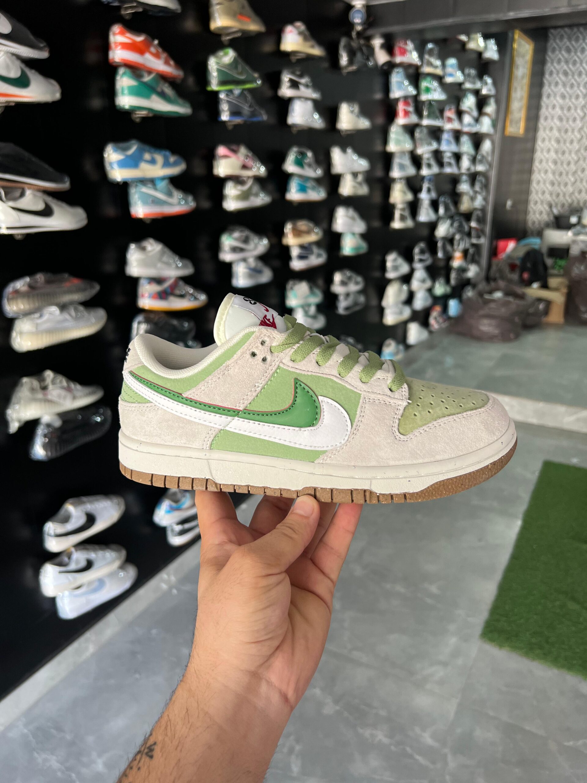 SB Dunk Double Swoosh Sneakers 4 Colors
