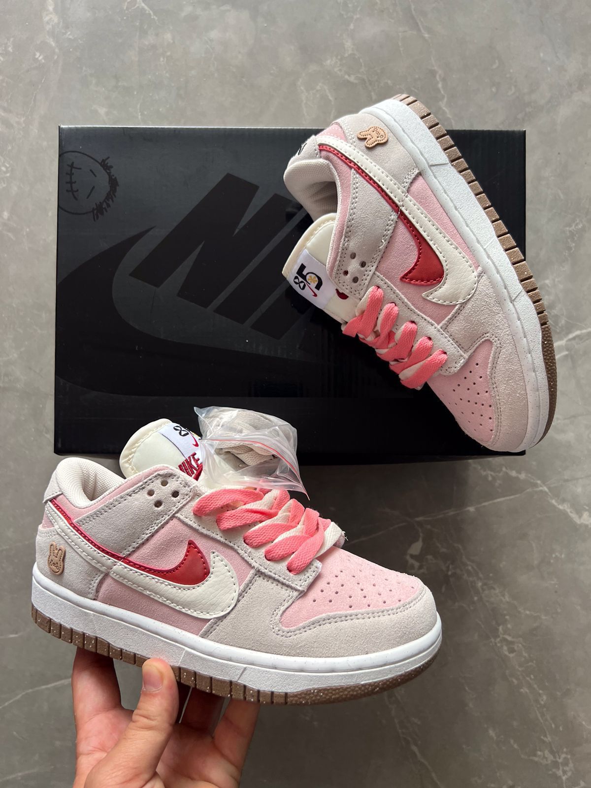 SB Dunk Double Swoosh Sneakers 4 Colors