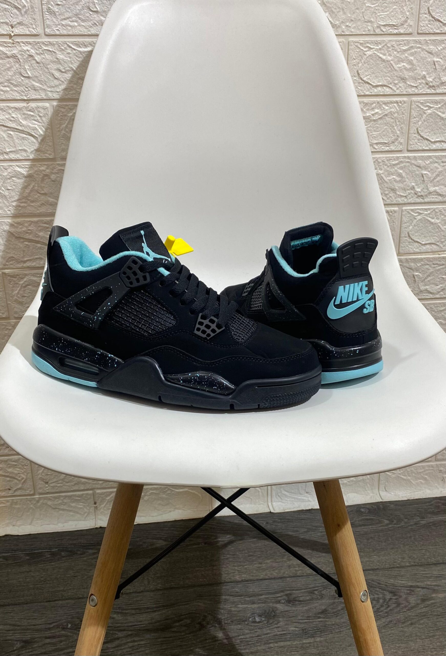 Retro 4 Tiffany Sneakers For Boys 2 Colors