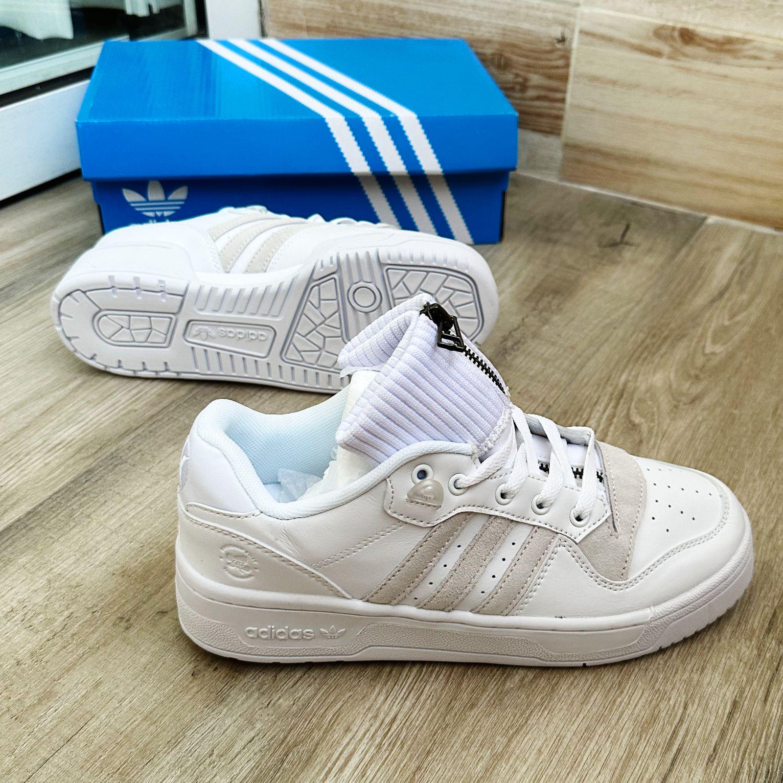 Rivalry Zippy Sneakers - White Color For Boys