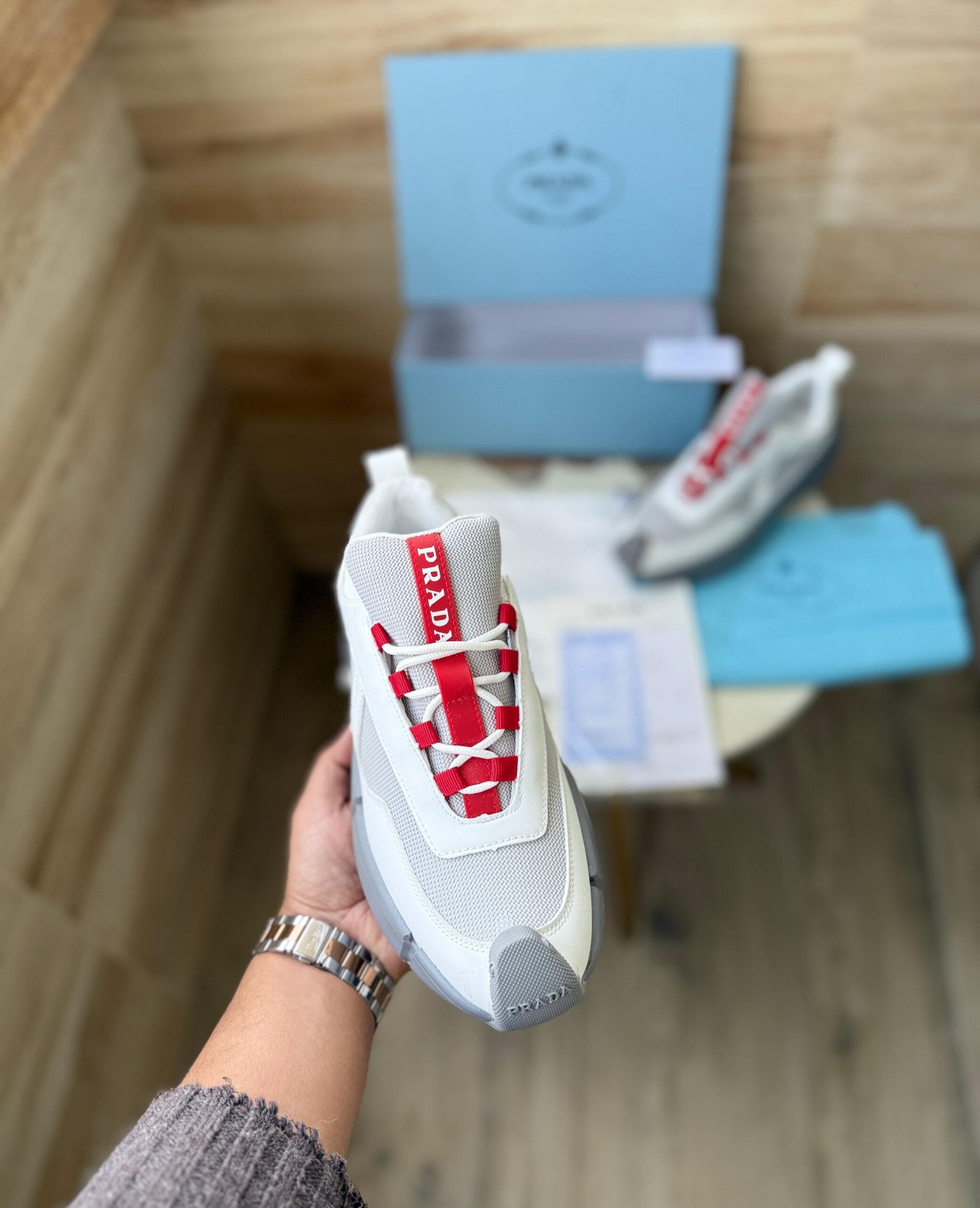 Milan Sneaker Grey White Ultra Luxury