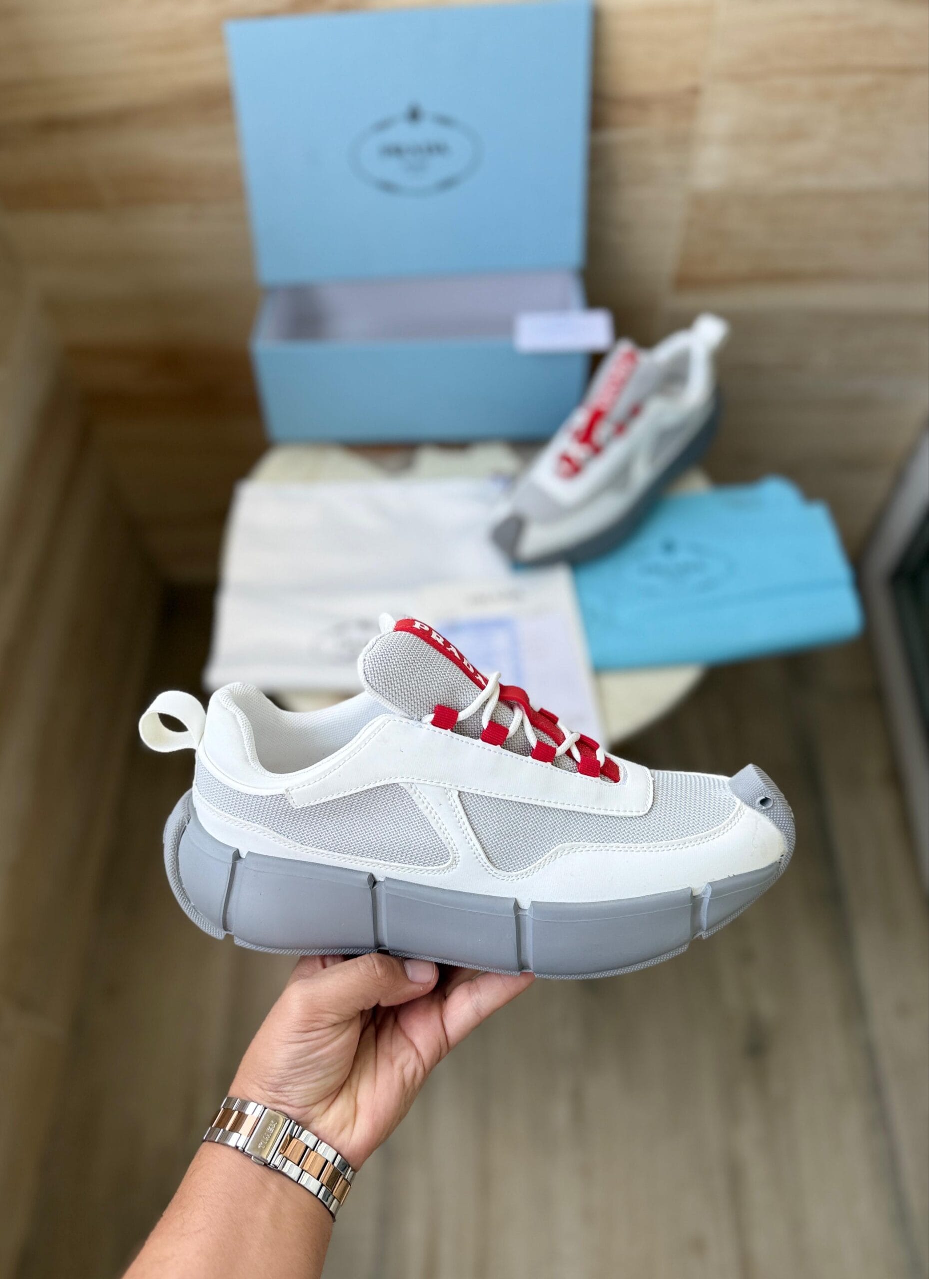 Milan Sneaker Grey White Ultra Luxury