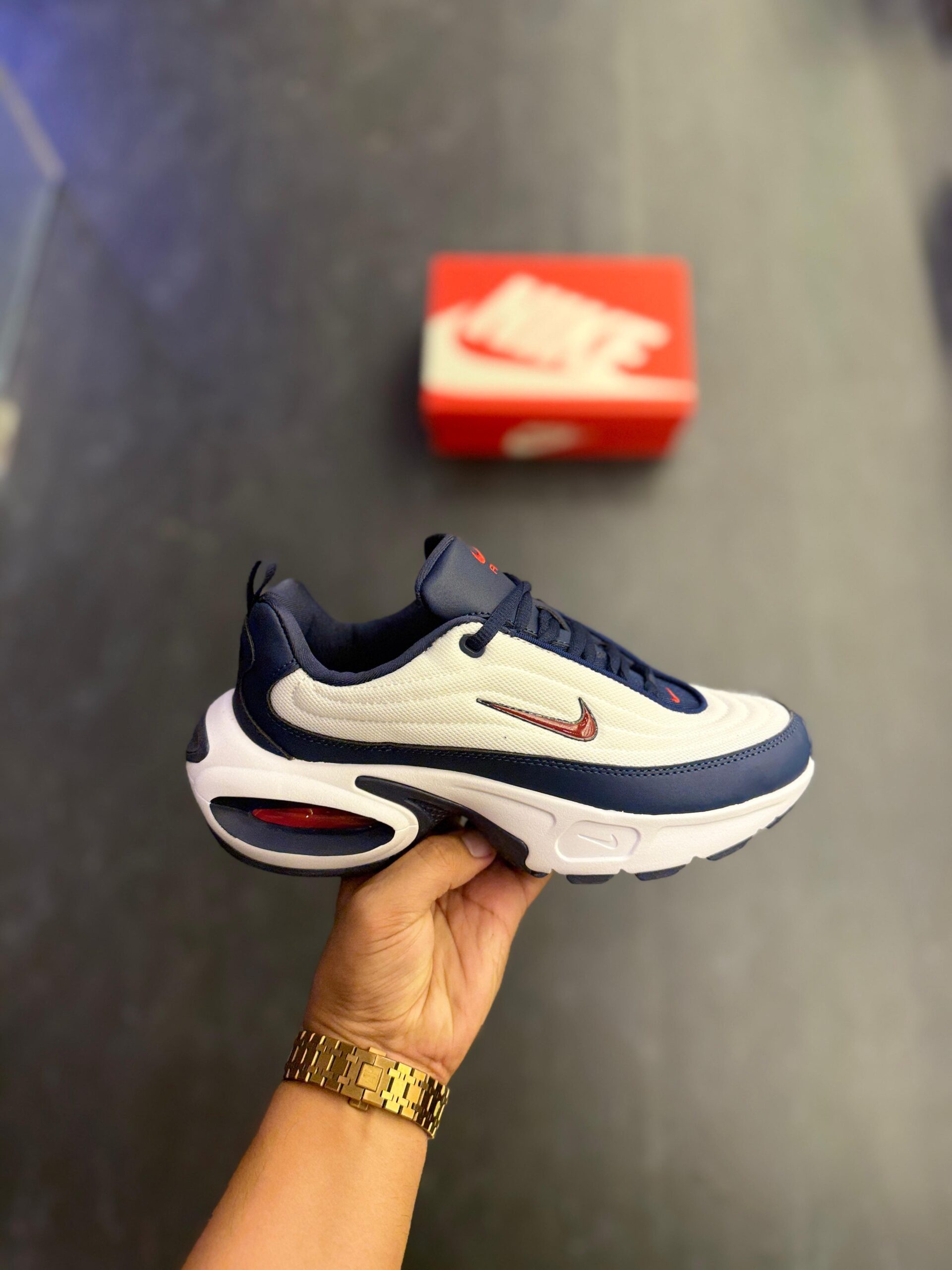 Airmax Portal Trainers White Blue Red Sneakers (2)