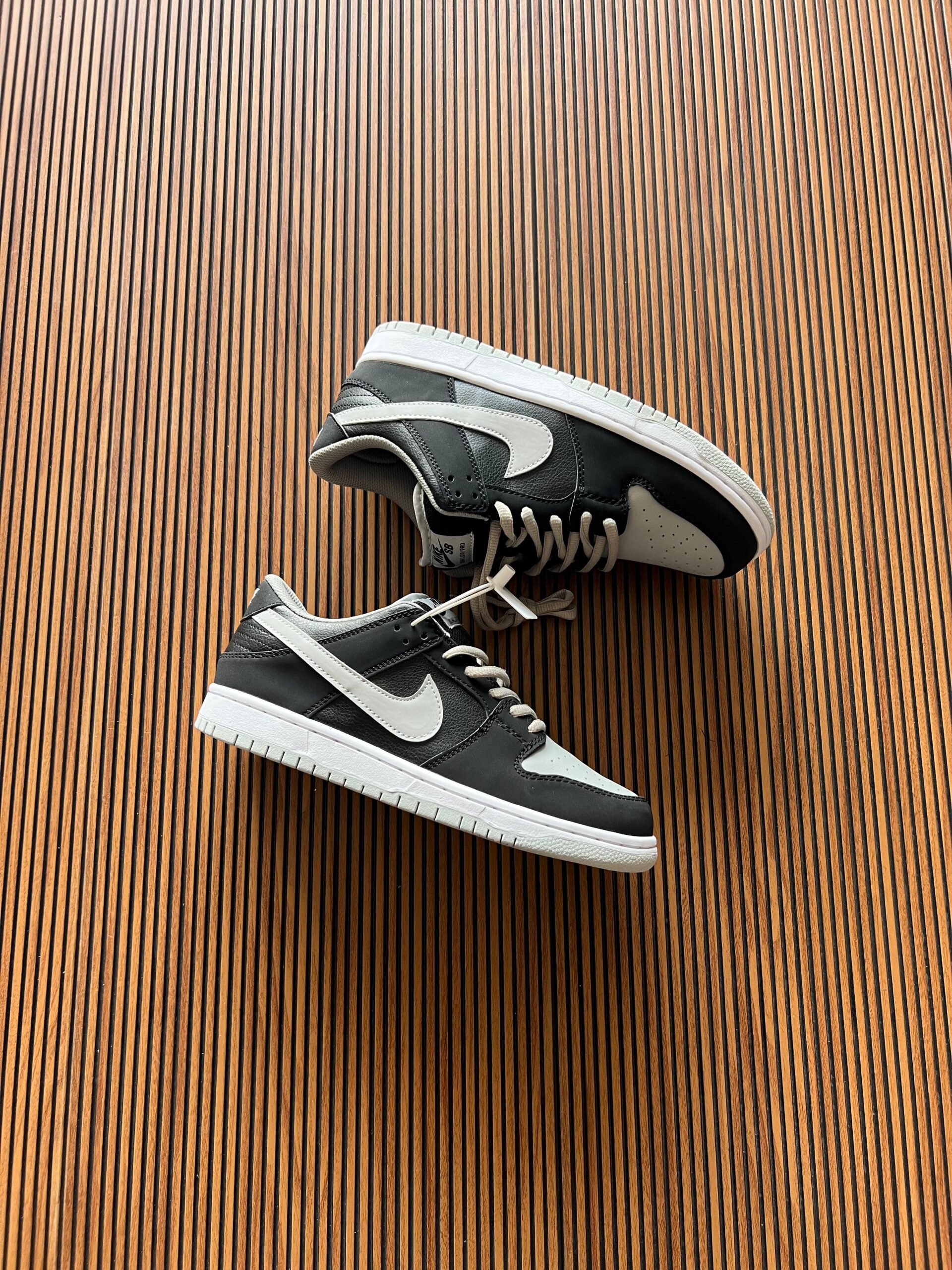 Dunk Full Leather Black Sneakers On Sale (2)
