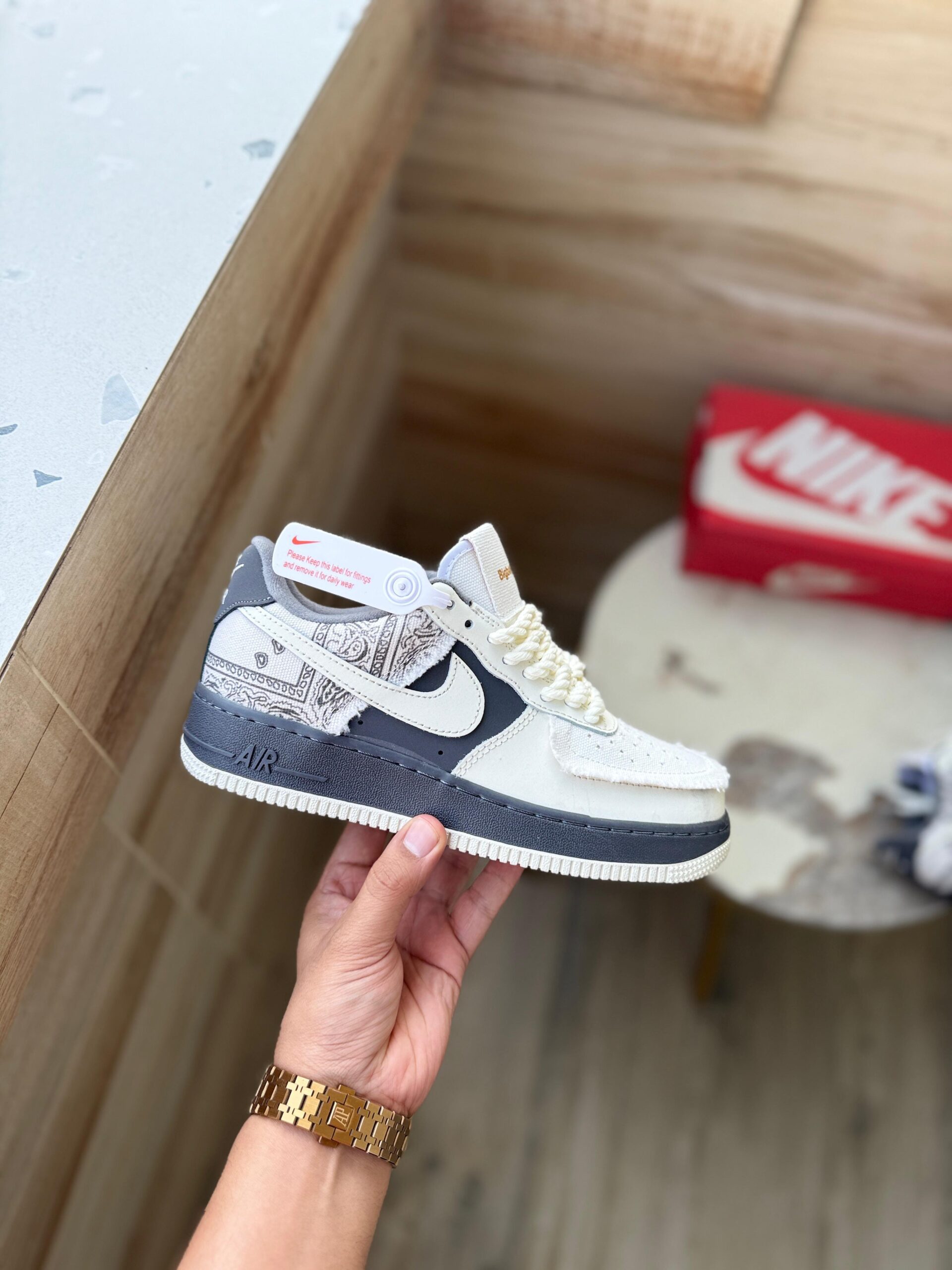 Big Bang White Grey Sneakers For Boys (3)