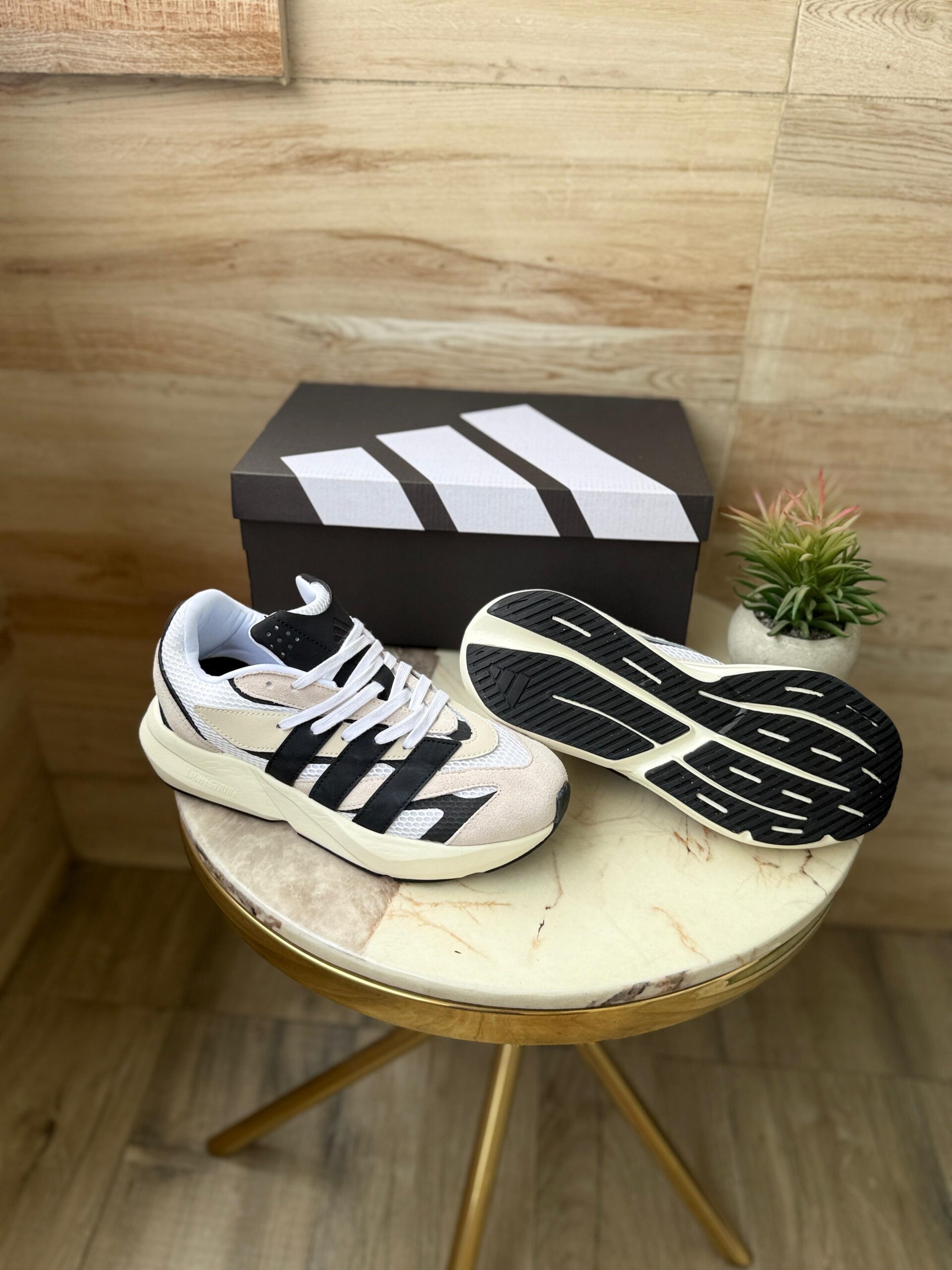 Lightblaze 2025 Sneakers For Boys 2 Colours (1)