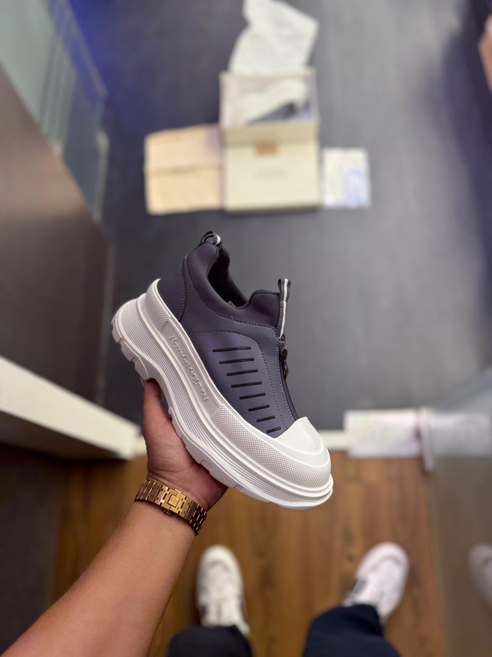 Mqueen London Ultra Luxurious Sneakers (3)
